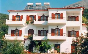 Dora Studios